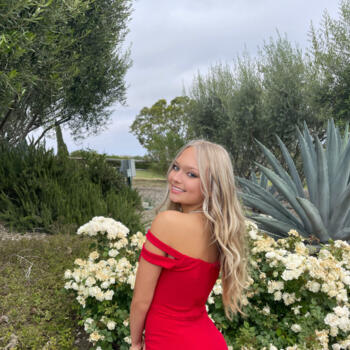 Babysitter in Newport Beach: Makenna