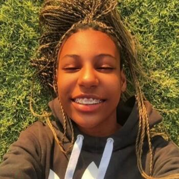 Babysitter in Roodepoort: Amira