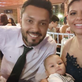 Δουλειά για babysitter στην περιοχή Κουριτίμπα: δουλειά φύλαξης παιδιών Ana