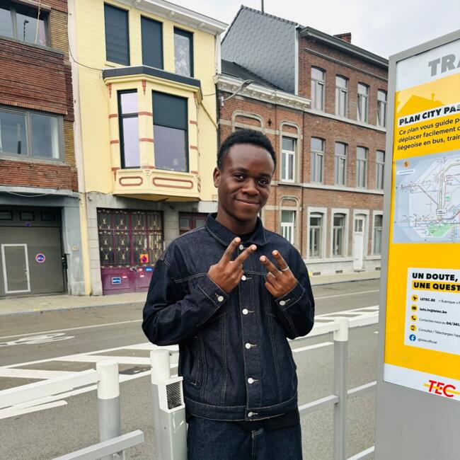Babysitter in Liège: ARIEL