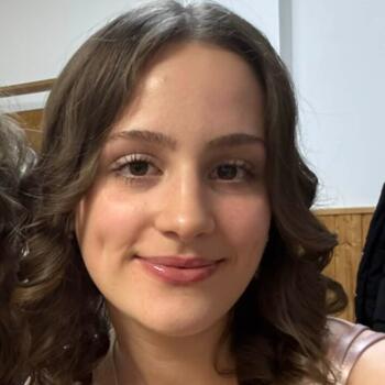 Babysitter in Győr: Luca