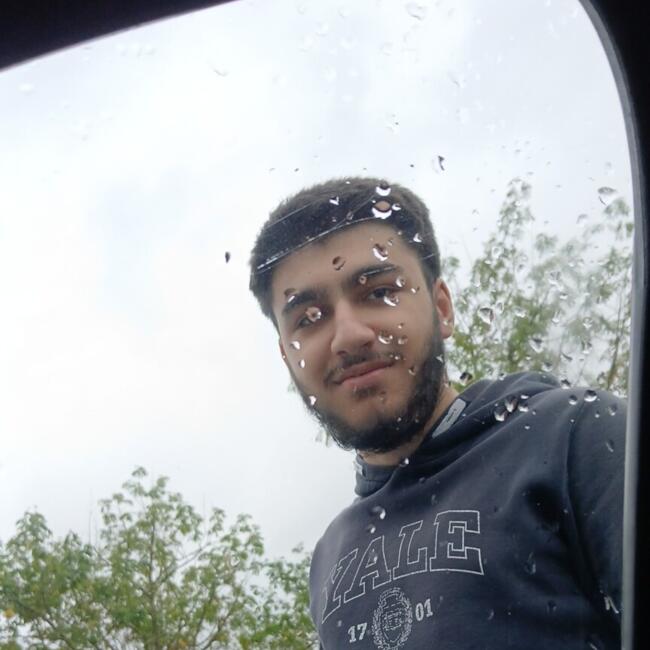 Babysitter in Dammarie-les-Lys: Furkan