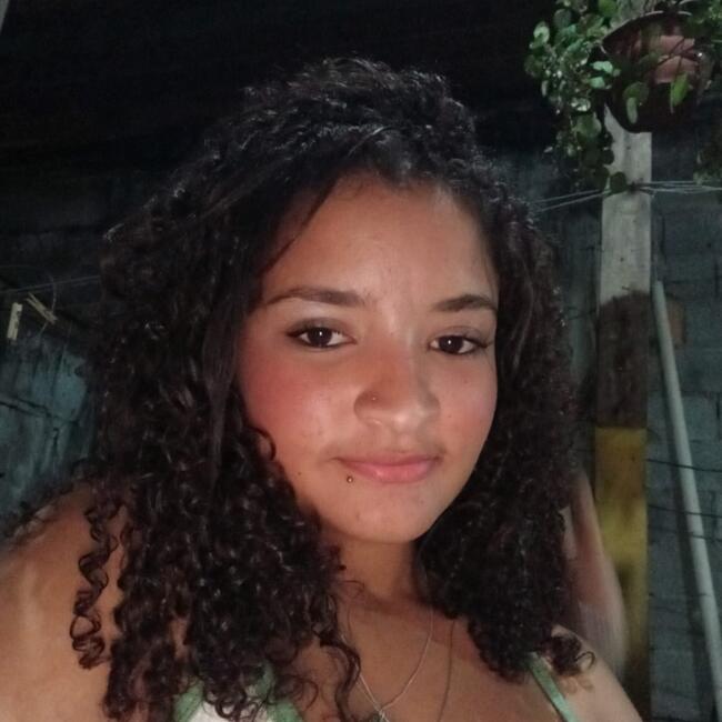 Babysitter in Praia Grande: Samyra