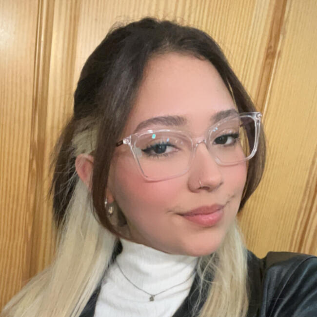 Canguro en Manilva: Emely