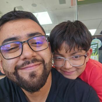 Trabajo para niñera en Chillán: trabajo de niñera Rodrigo