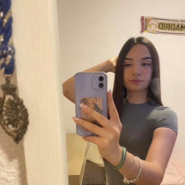 Babysitter in Granada: Claudia