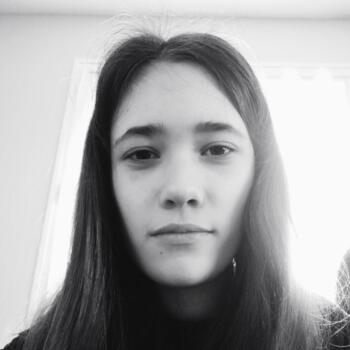 Babysitter Montrevault: Lola