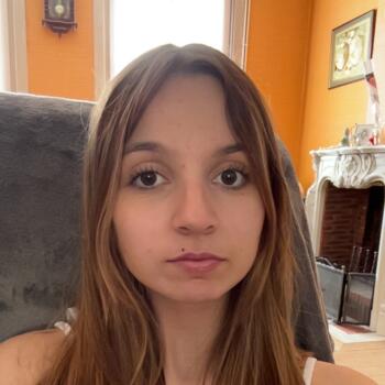 Babysitter in Cambrai: Florine