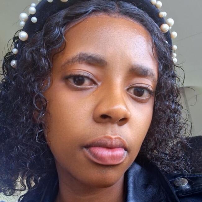 Babysitting job in Potchefstroom: Tshwaragno