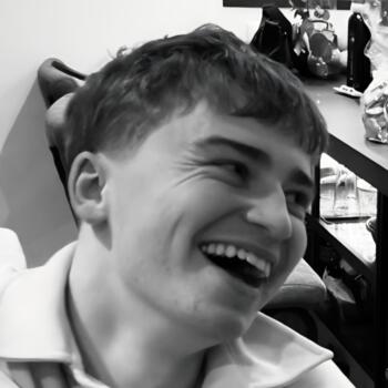 Babysitter in Nantes: Ilhan