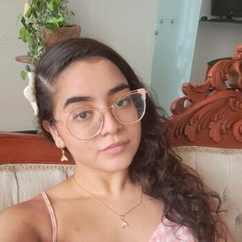 Babysitter in Cartagena: Valentina