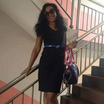 Babysitter Loulé: Estela