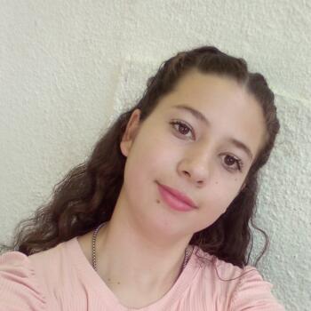 Niñera en San Juan Bautista: Micaela Dorneles