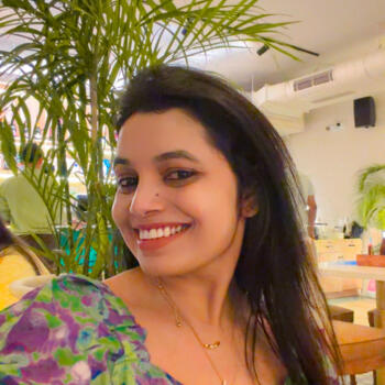 Δουλειά για babysitter στην περιοχή Noida: δουλειά φύλαξης παιδιών Samiksha