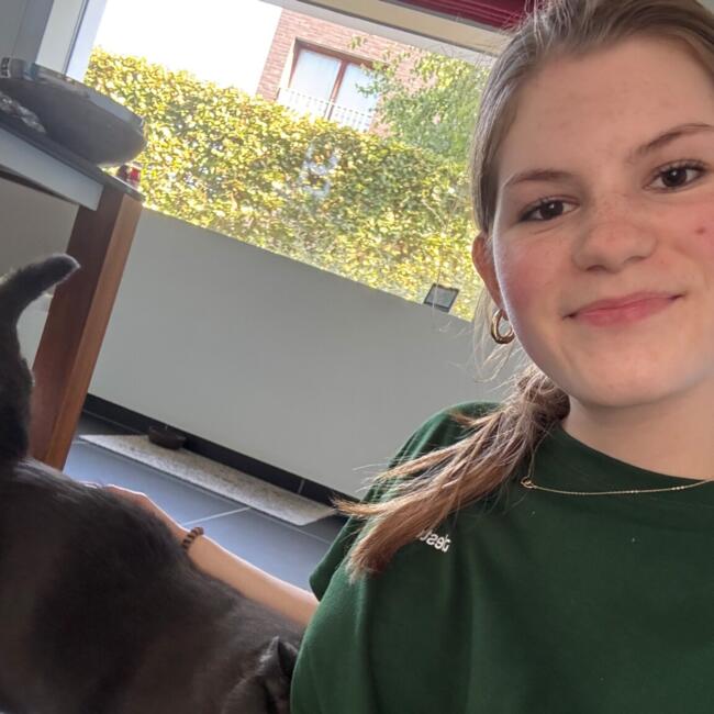 Babysitter in Destelbergen: Margot