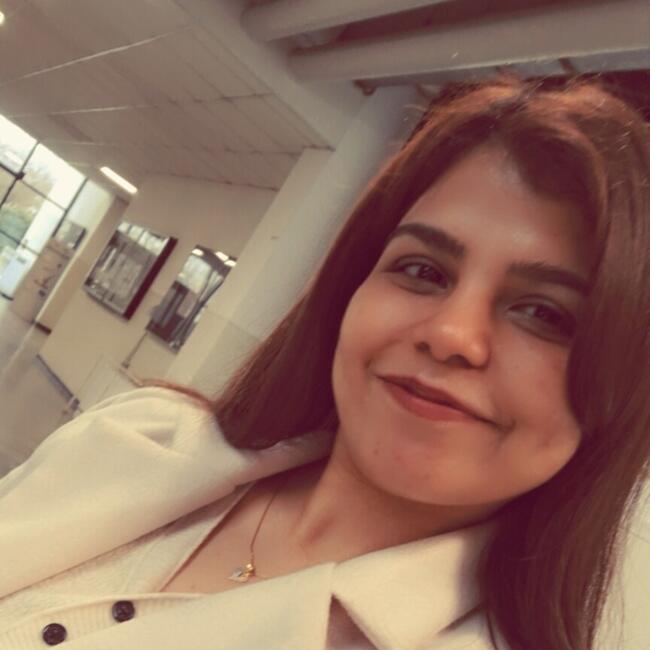 Babysitter in Parma: PRIYA