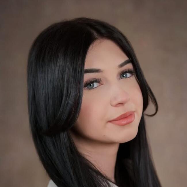 Bébiszitter Jászberény területén: Vanessza