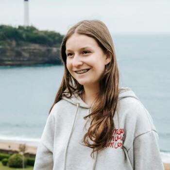 Baby-sitter à Anglet: Célia