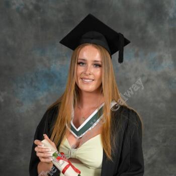 Babysitter Perth: Caitlin