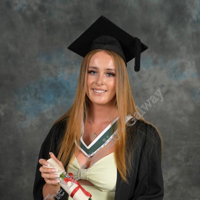 Babysitter in Perth: Caitlin