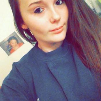 Baby-sitter Hagondange: Camille