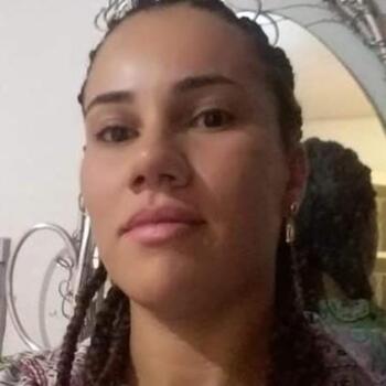 Babá em Apucarana: Samanta