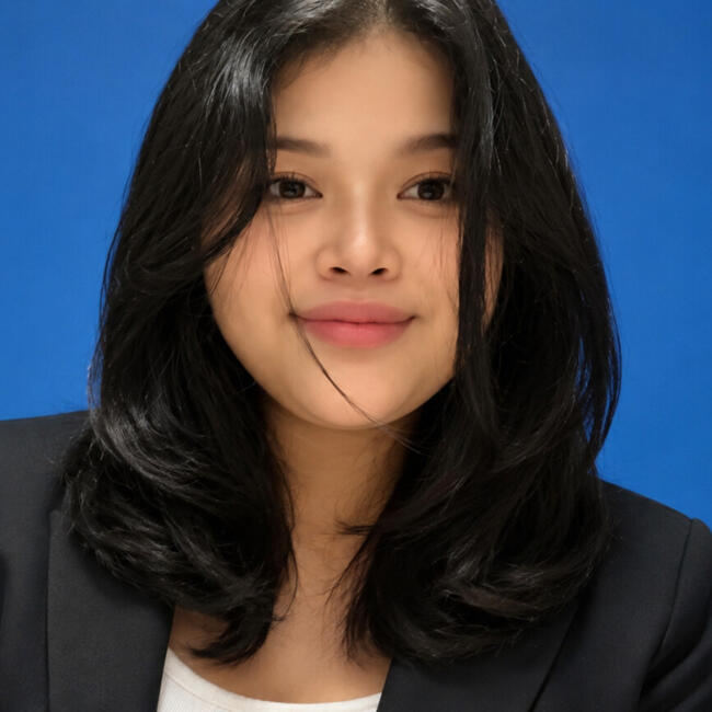 Babysitter in Jakarta: Tria
