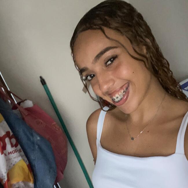 Babysitter in Camaçari: Maiane