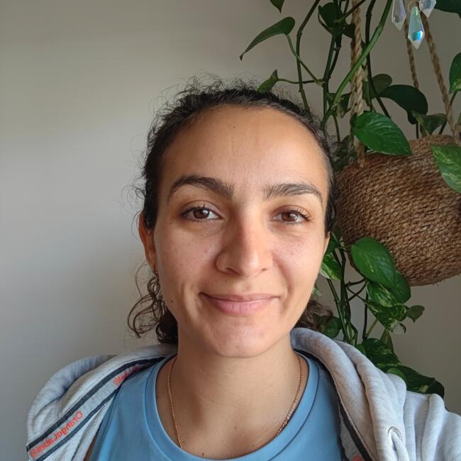 Babysitter in Picassent: Nina