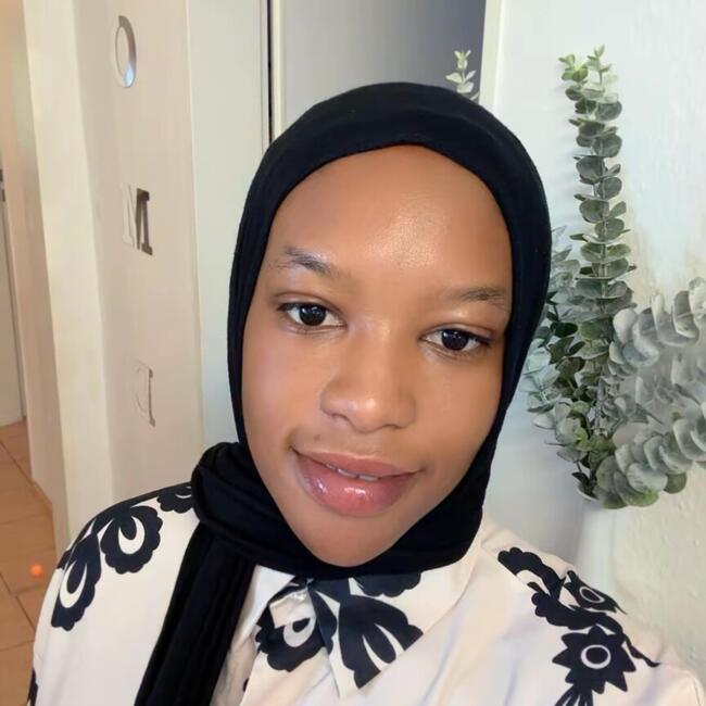 Babysitter in Karlsfeld: Sylla Oura