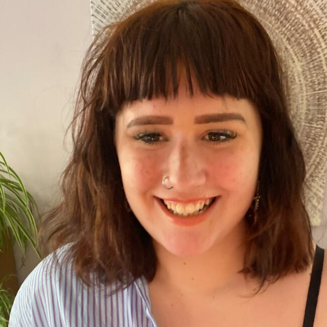 Babysitter in London: Emma