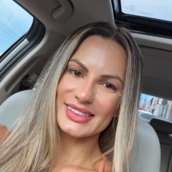 Emprego de babá em Linhares: emprego de babá Daiane