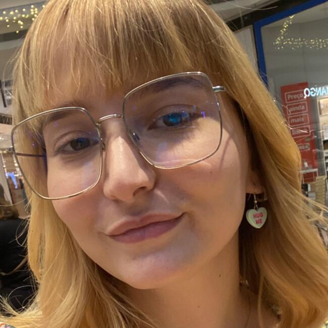 Babysitter em Colares: Mariana