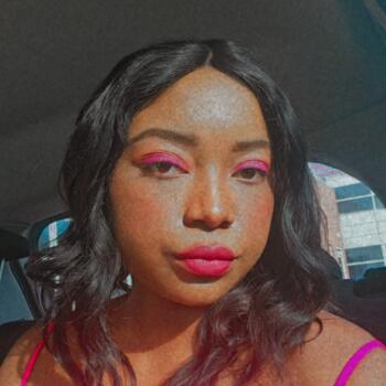 Babysitter in Bordon: Dee