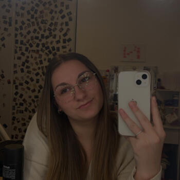 Babysitter LAiguillon-sur-Vie: Claya