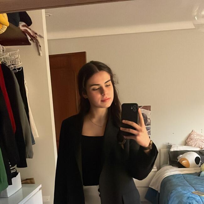 Babysitter em Vila Nova de Gaia: Clara