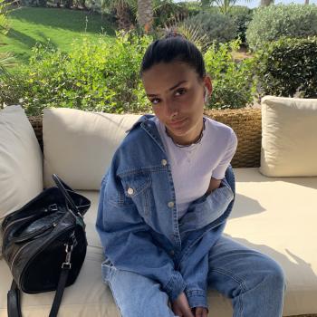 Babysitter in Courbevoie: Leyna