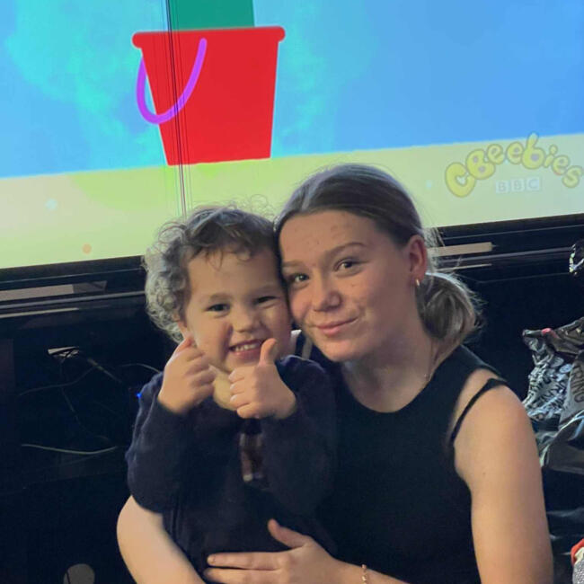 Babysitter in Auckland: Maddy