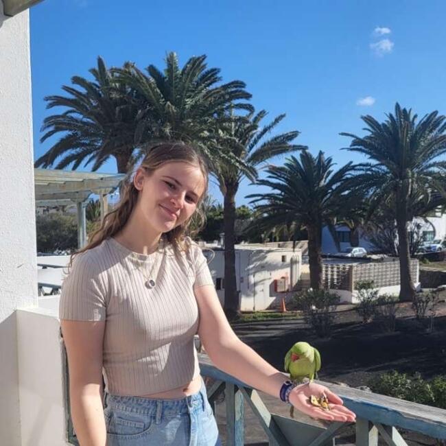 Babysitter in Villers-le-Bouillet: Célia