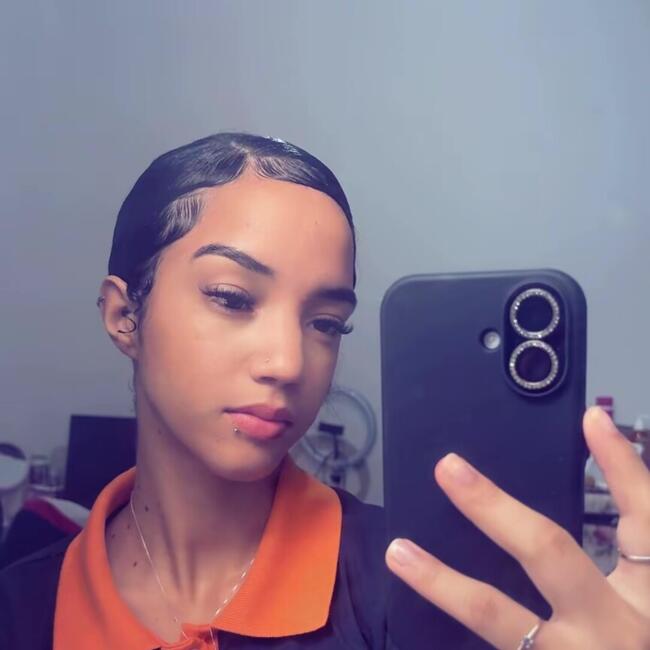 Babysitter in Goiânia: Sylmara Evilyn Fernandes