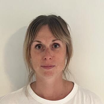 Nanny munka Sukoró területén: bébiszitter munka Dóra