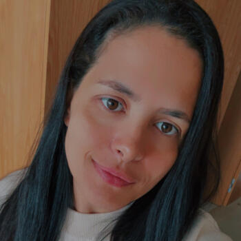 Babysitter in São Domingos de Rana: Lara