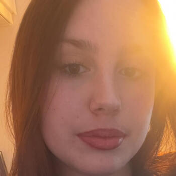 Babysitter in Paris: Capucine