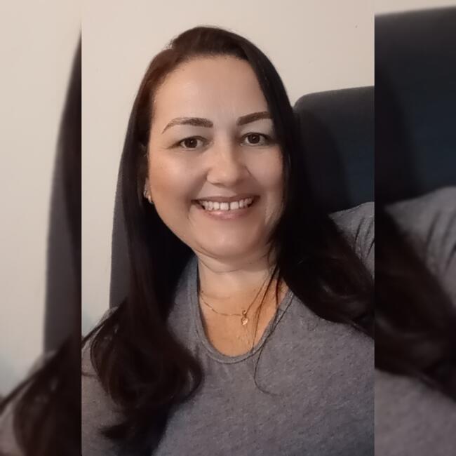 Babysitter in São Gonçalo (São Gonçalo): Fabiana