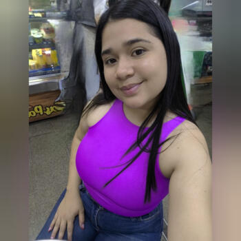 Babysitter in La Estrella: Ana