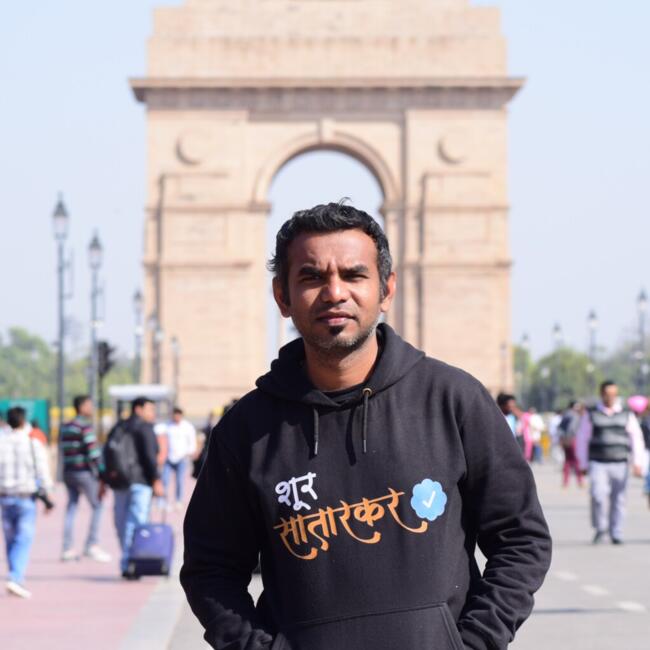 बम्बई में बेबीसिटिंग की नौकरी: Nikhil