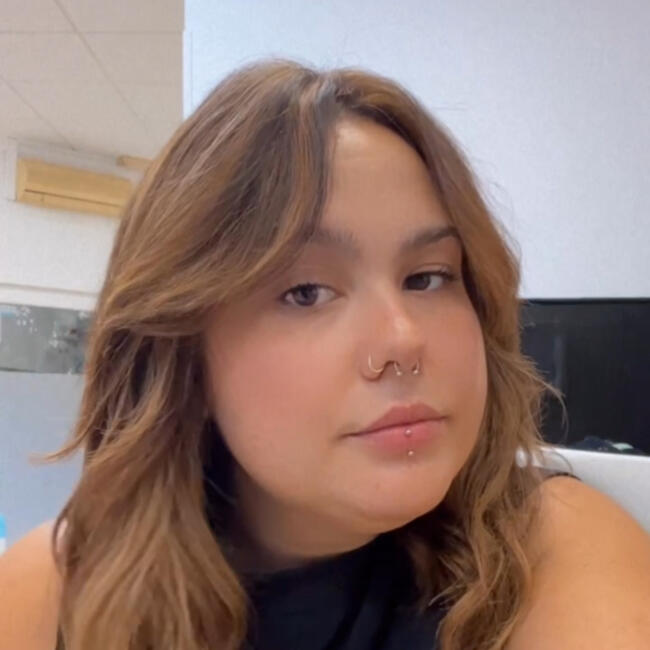 Babysitter in Ibi: Erica