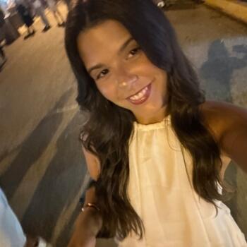 Babysitter in Figueira da Foz: Larissa