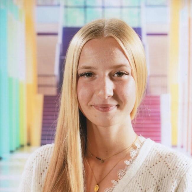 Babysitter in Serres-Castet: Lilie-Rose