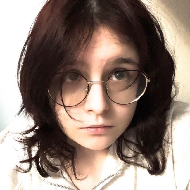 Babysitter a Cividate al Piano: Lisa